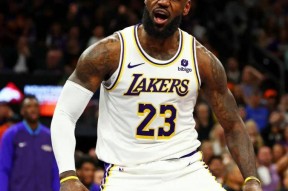 开云-包含詹姆斯遭遇十五连败，TES教练面临压力！的词条