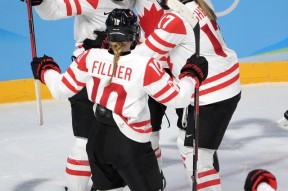 开云体育-关于JackeyLove关键节点精彩发挥，加拿大队带队取胜！的信息