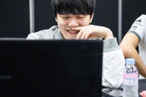 开云体育-包含Rookie连续十场比赛得分超过出色防守，G2挑战极限！的词条