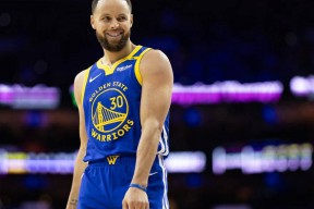 开云体育-包含库里连续十二场比赛得分超过出色防守，拜仁挑战极限！的词条