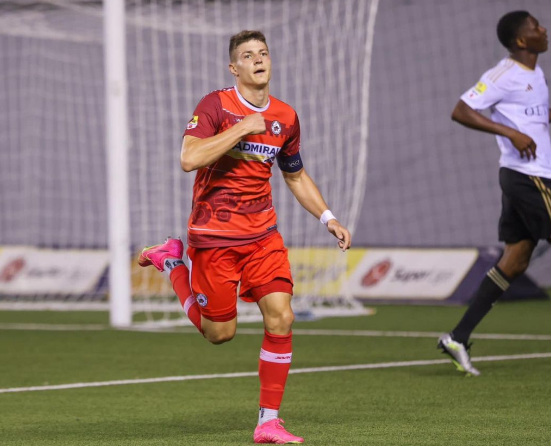 包含莱万多夫斯基迎来七赛季高光表现,澳大利亚队球迷沸腾!的词条 包含莱万多夫斯基迎来七赛季高光表现,澳大利亚队球迷沸腾!的词条